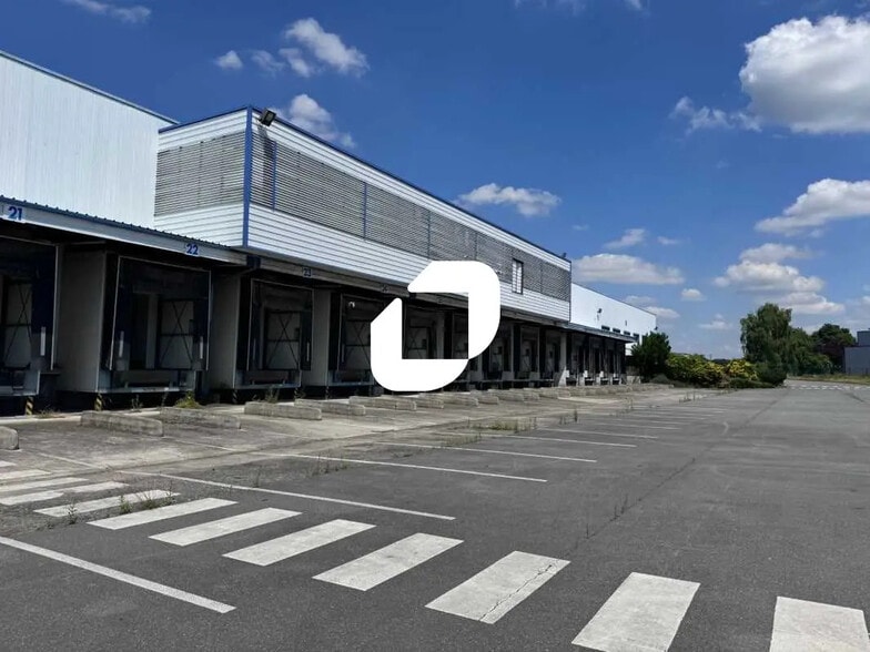 Industriel/Logistique dans Libercourt à louer - Photo de l’immeuble – Image 2 sur 7
