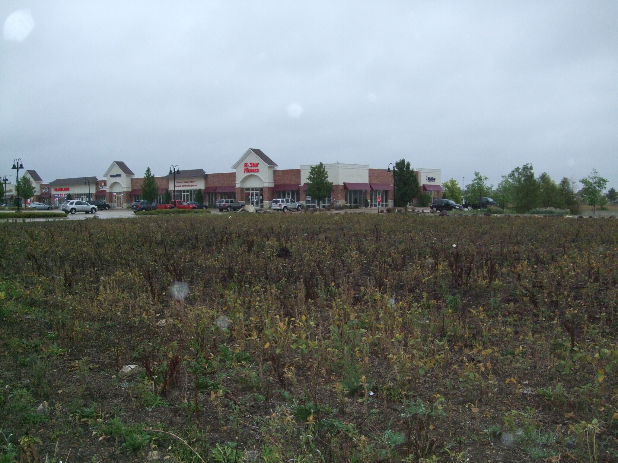 9581 Ackman Rd, Lake In The Hills, IL à louer Photo de l’immeuble– Image 1 sur 9