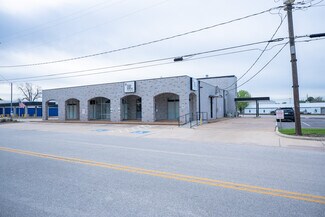 Plus de détails pour 2313 Main St, Waller, TX - Bureau à louer