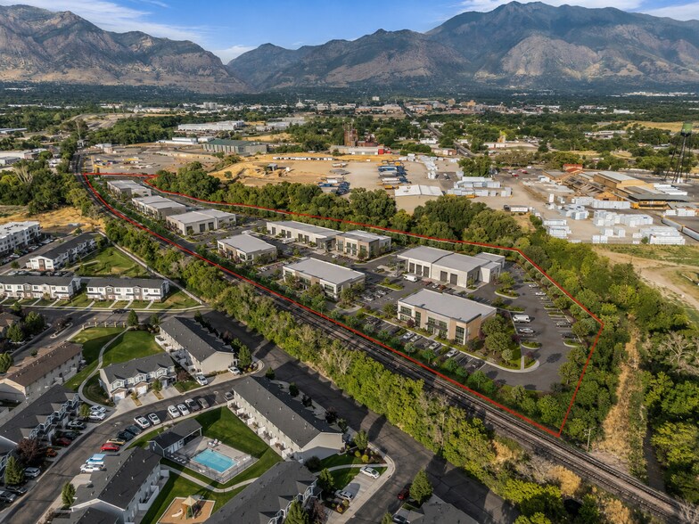 871 2100 S, West Haven, UT à vendre - Photo de l’immeuble – Image 2 sur 23