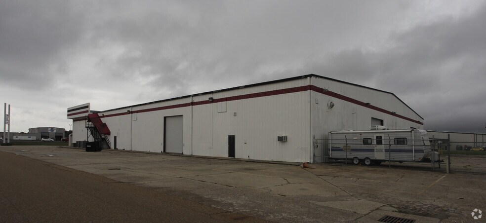 3721 Highway 90 E, Broussard, LA à louer - Photo de l’immeuble – Image 2 sur 33