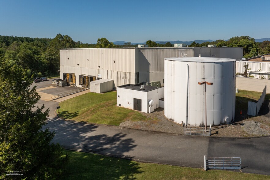 623 Welsh Run Rd, Ruckersville, VA à louer - Photo de l’immeuble – Image 3 sur 20