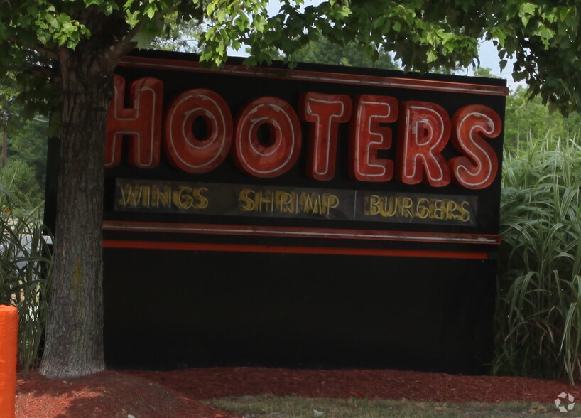 3600 Crain Hwy, Waldorf, MD à louer - Photo de l’immeuble – Image 2 sur 19