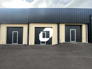 Plus de détails pour Local d'activités à louer