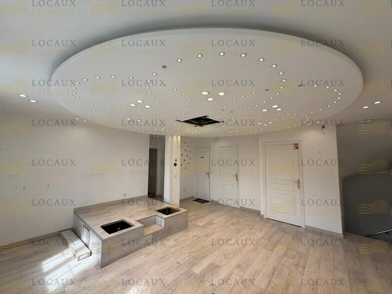 Local commercial dans SAINT-OUEN-L'AUMONE à vendre - Photo intérieure – Image 2 sur 8