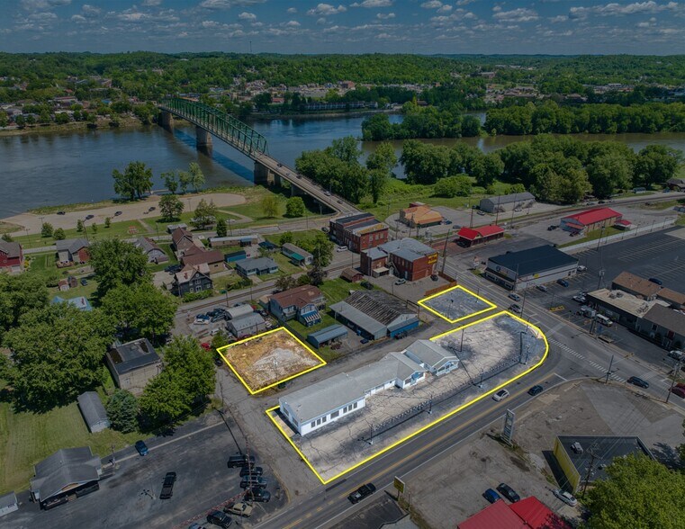 101 W 3rd St, Williamstown, WV à vendre - Photo de l’immeuble – Image 2 sur 14