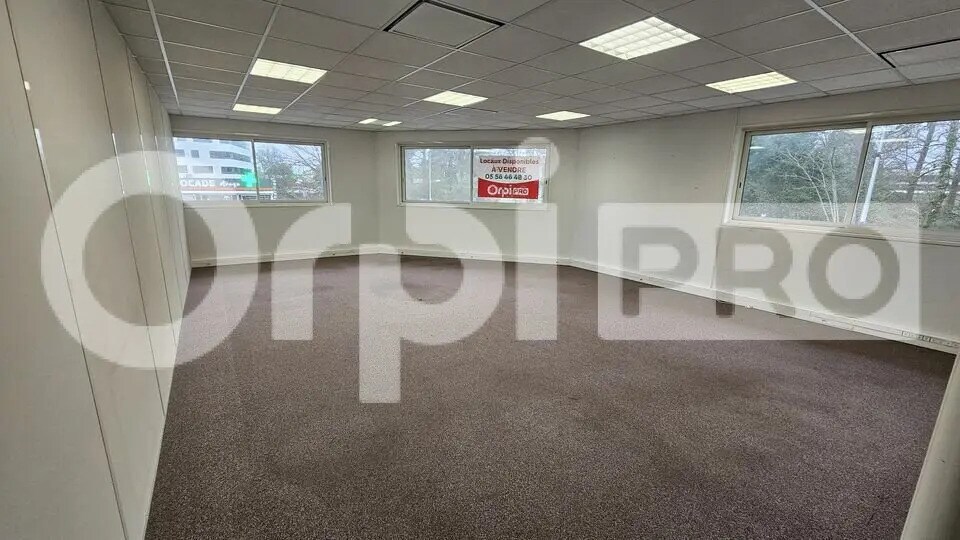 Bureau dans Pessac à louer Photo intérieure– Image 1 sur 6