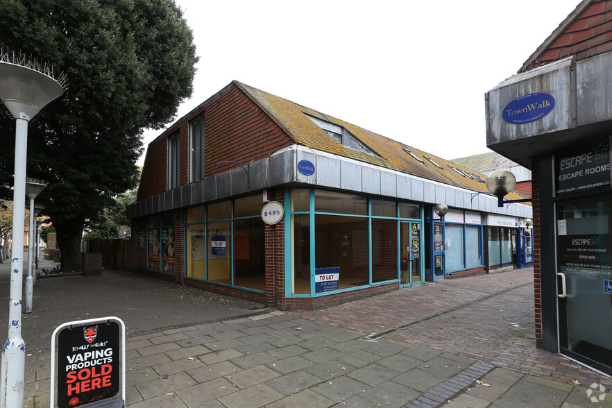 4-7 Town Walk, Folkestone à louer - Photo principale – Image 1 sur 2