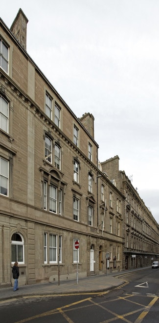 Plus de détails pour 27 Bank St, Dundee - Bureau à louer