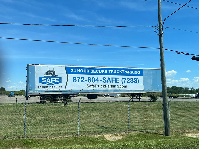 27551 S Frontage Rd, Channahon, IL à louer - Photo de l’immeuble – Image 2 sur 3