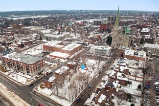Plus de détails pour 15 Rue Charlotte, Longueuil, QC - Terrain à vendre