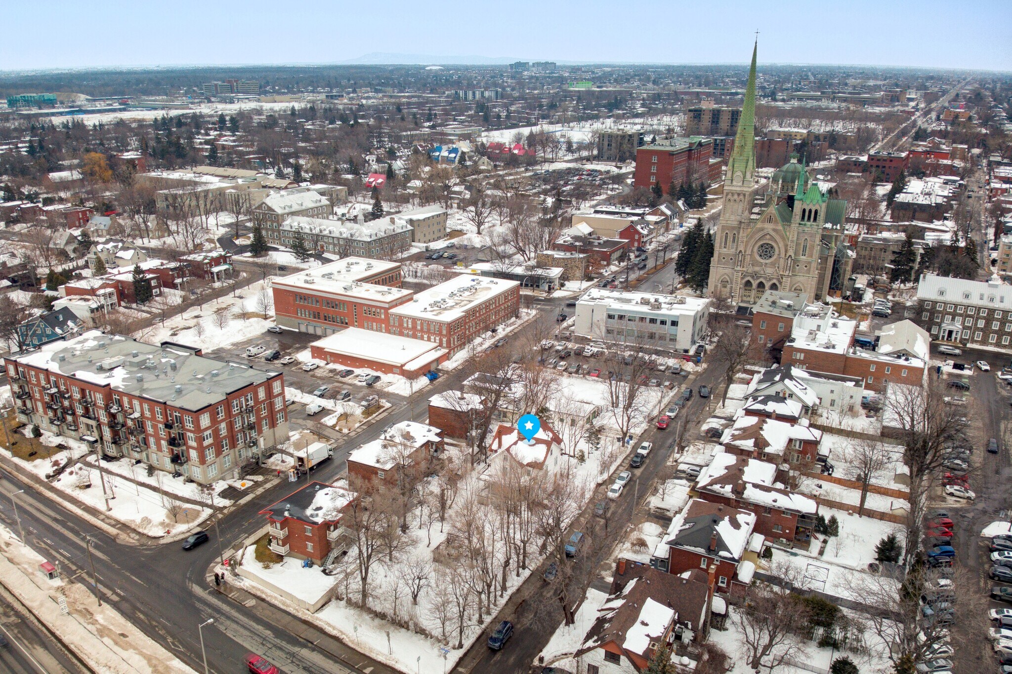 15 Rue Charlotte, Longueuil, QC à vendre Photo principale– Image 1 sur 6