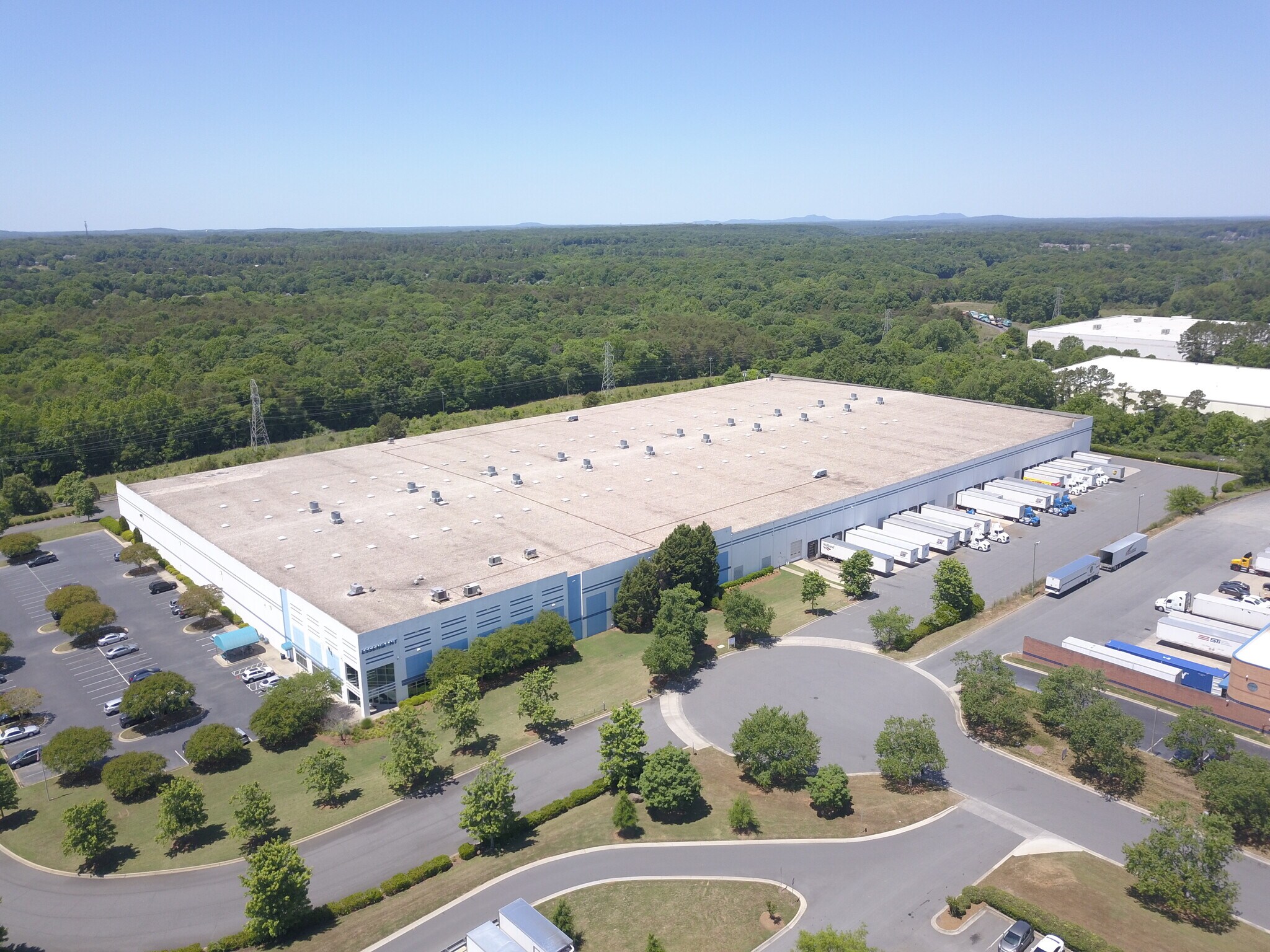 10800 Withers Cove Park Dr, Charlotte, NC à louer Photo de l’immeuble– Image 1 sur 5
