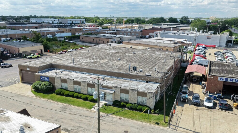 9030 Gage Ave, Franklin Park, IL à vendre - Photo de l’immeuble – Image 2 sur 10