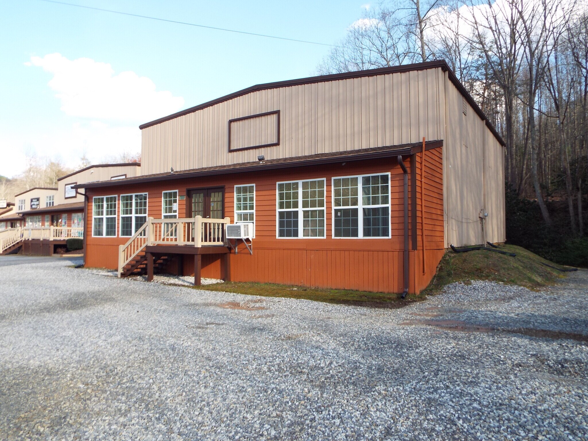 3196 Hwy 515, Blairsville, GA à louer Photo de l’immeuble– Image 1 sur 16