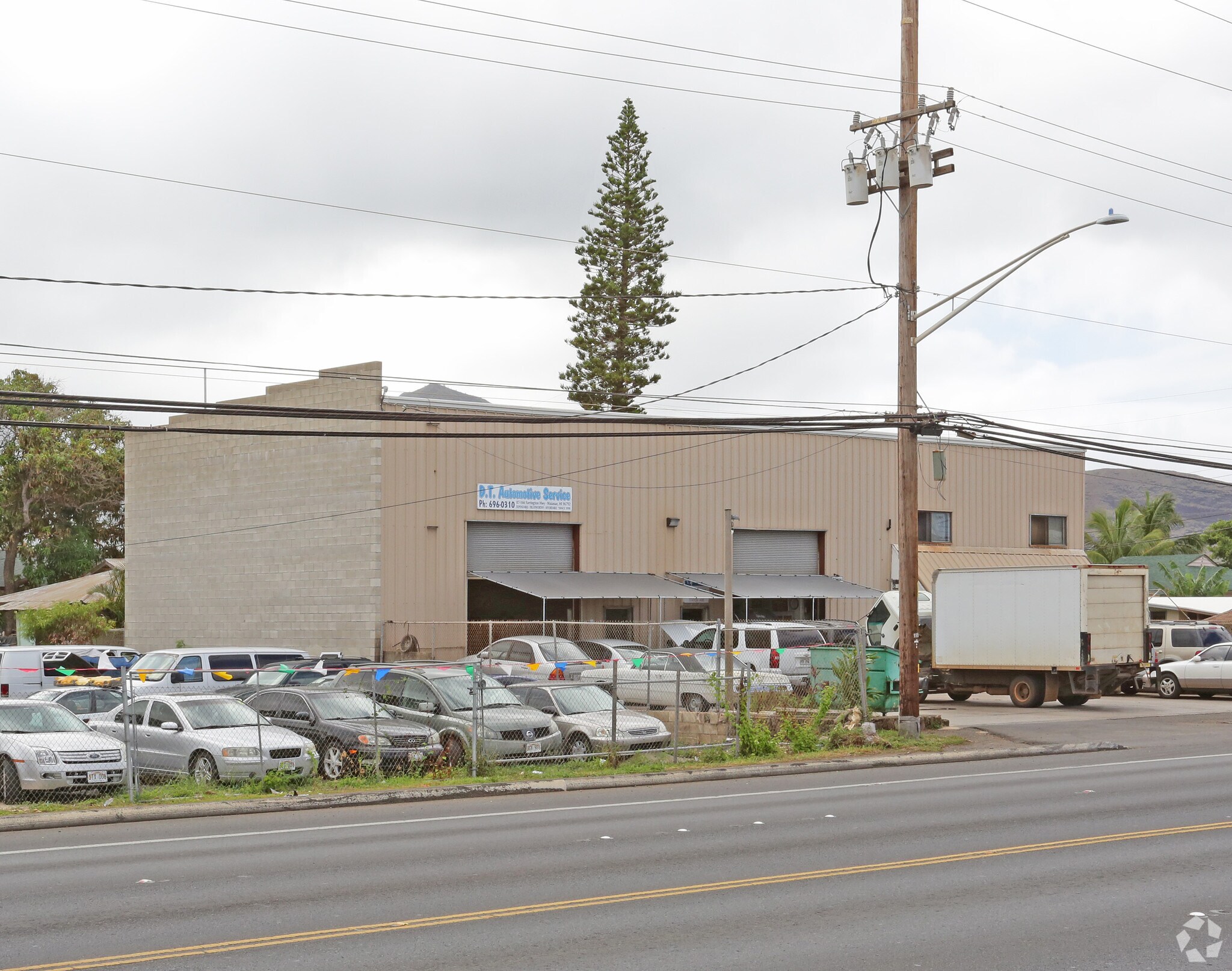 87-166 Farrington Hwy, Waianae, HI à vendre Photo principale– Image 1 sur 26