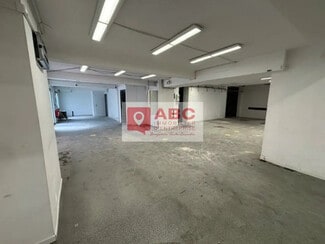 Plus de détails pour Local d'activités à louer