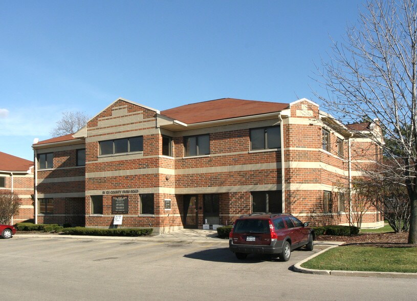 1N121 County Farm Rd, Winfield, IL à louer - Photo principale – Image 2 sur 14