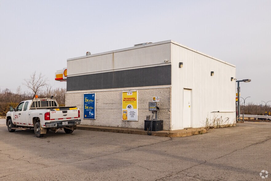 10750 Boul Henri-Bourassa E, Montréal, QC à vendre - Photo de l’immeuble – Image 3 sur 3