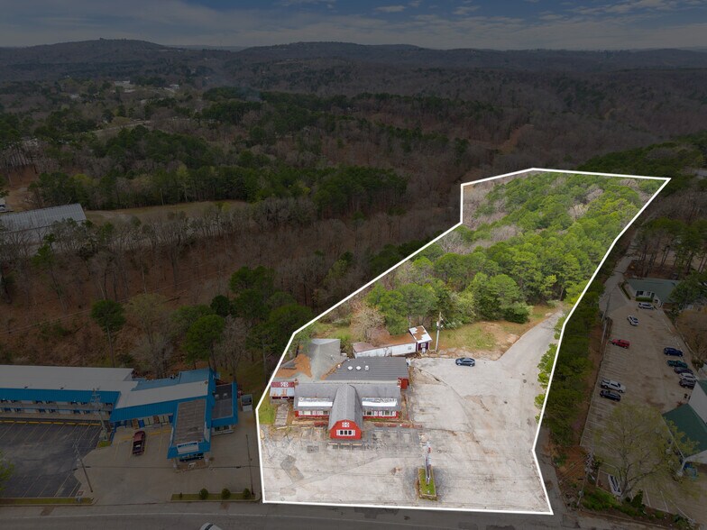 104 Huntsville Dr, Eureka Springs, AR à vendre - Photo de l’immeuble – Image 2 sur 21