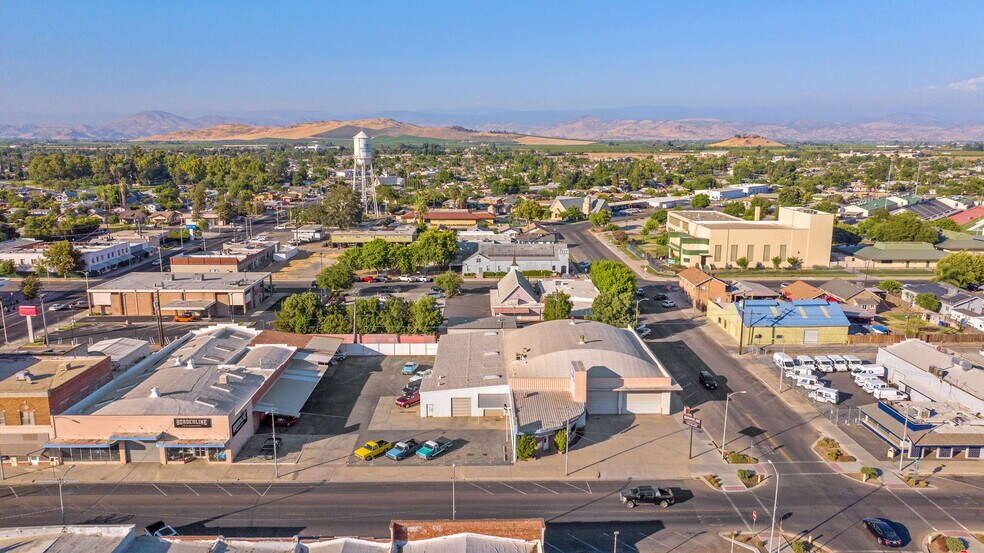 180 S K St, Dinuba, CA à vendre - Photo de l’immeuble – Image 2 sur 9