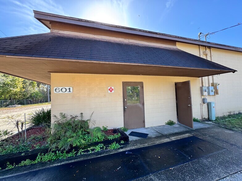 601 Lemon St, Port Orange, FL à vendre - Photo de l’immeuble – Image 2 sur 10