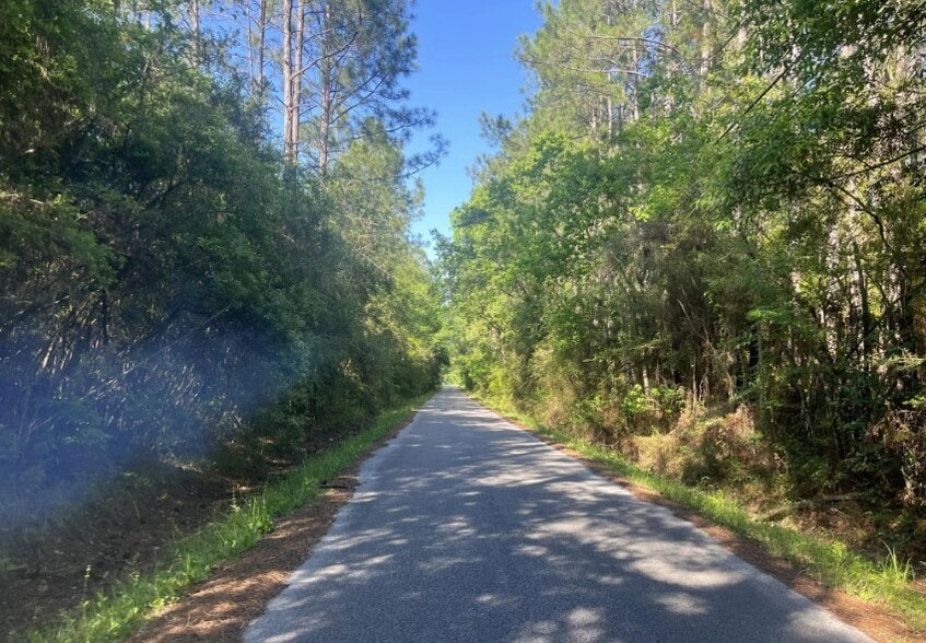 0 Martin Young Rd, Moss Point, MS à vendre - Photo principale – Image 1 sur 1