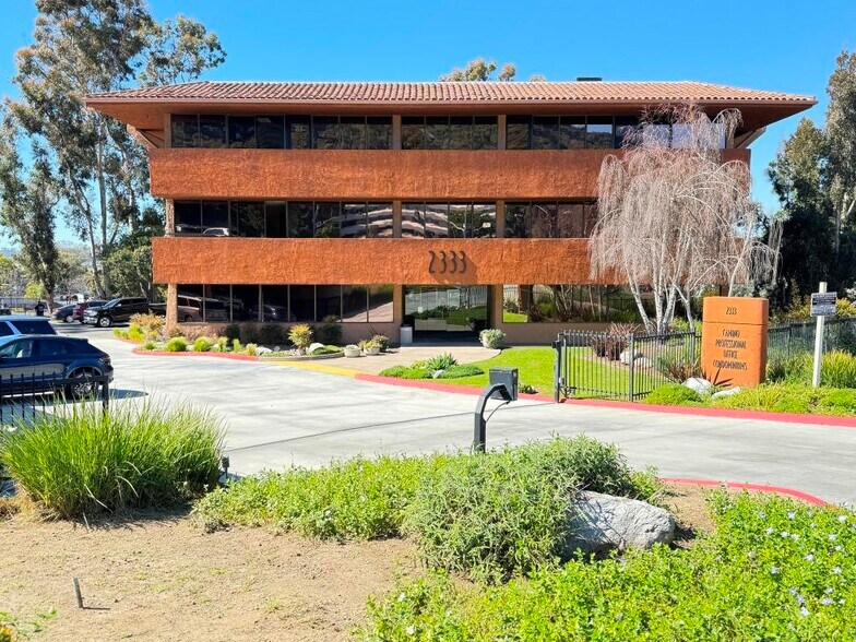 2333 Camino del Rio S, San Diego, CA à louer - Photo principale – Image 1 sur 14
