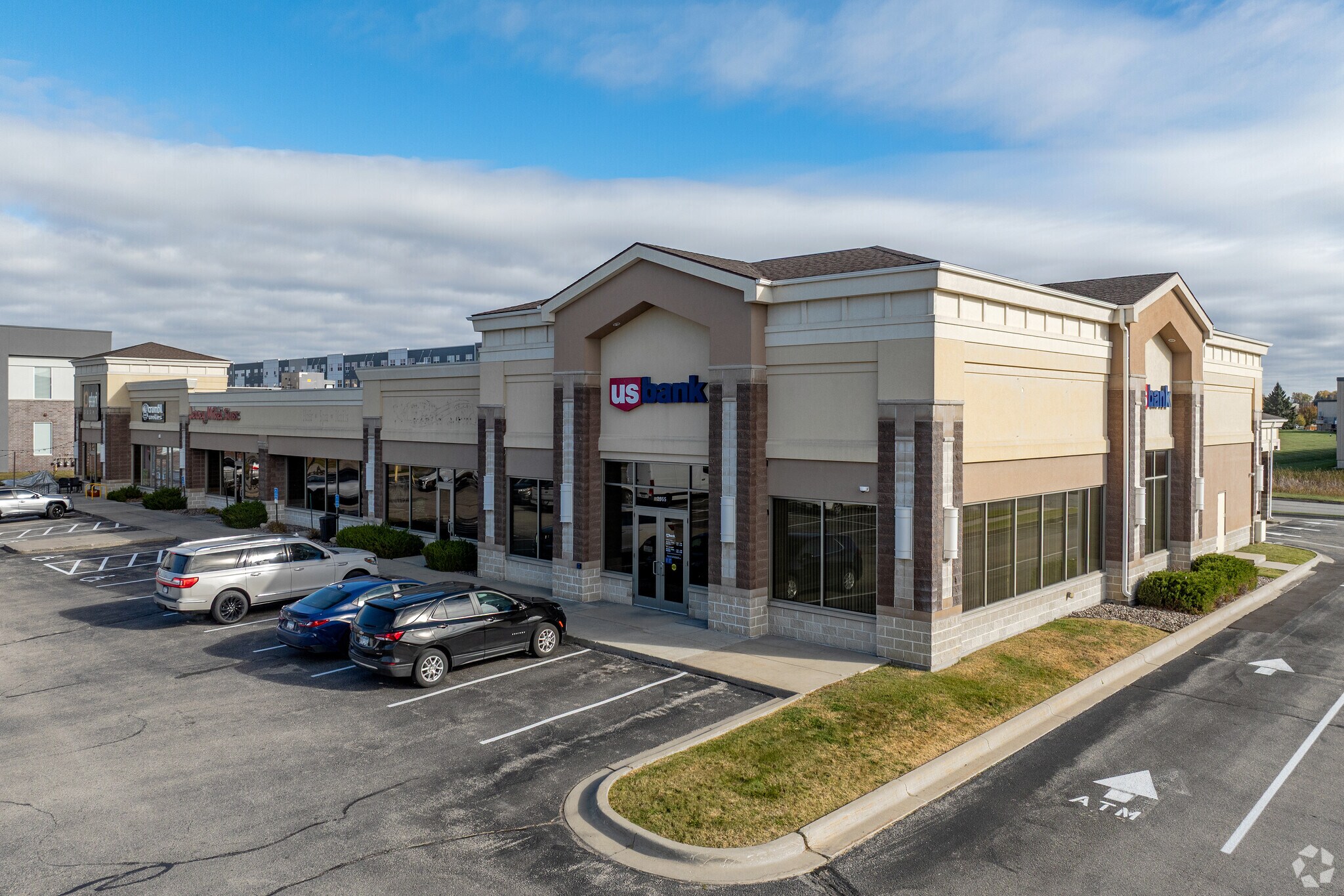 2665 Commerce Dr NW, Rochester, MN à louer Photo de l’immeuble– Image 1 sur 21