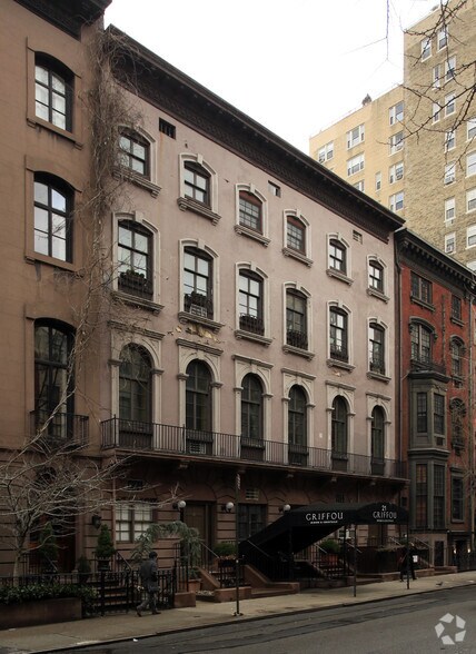 21 W 9th St, New York, NY à louer - Photo principale – Image 1 sur 12