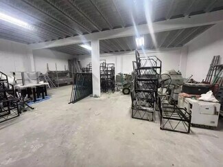 Plus de détails pour Bureau, Local d'activités à louer