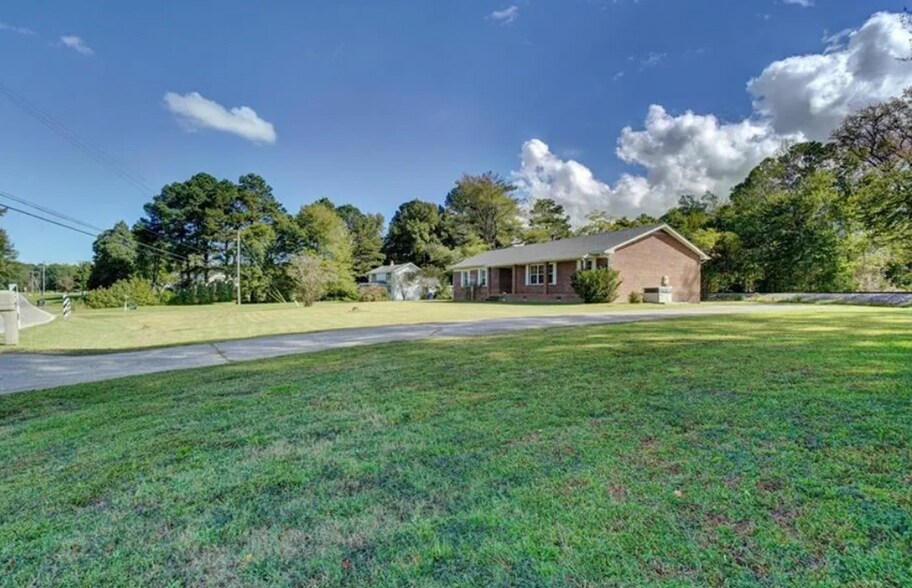 4530 Shoulders Hill Rd, Suffolk, VA à vendre - Photo principale – Image 1 sur 48