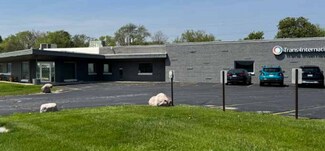 Plus de détails pour N93 W16288 Megal Dr, Menomonee Falls, WI - Industriel/Logistique à vendre