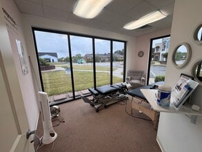 40100-40150 Moring, Chapel Hill, NC à louer Photo intérieure– Image 1 sur 12