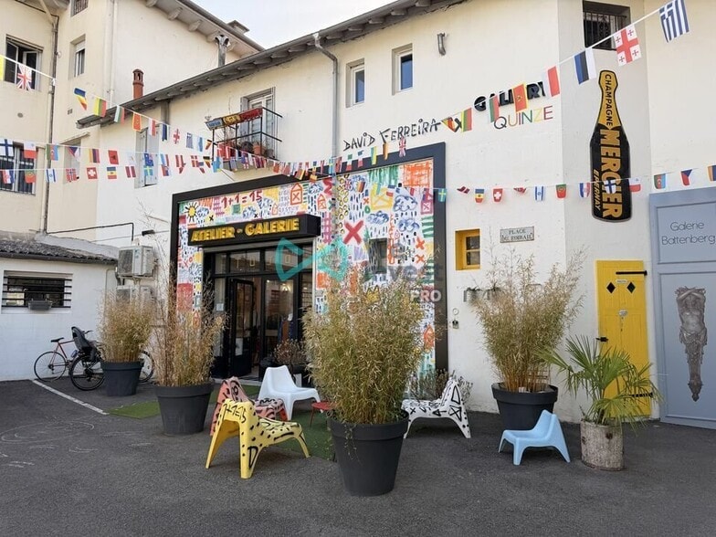 Local commercial dans Jurancon à louer - Photo de l’immeuble – Image 1 sur 6