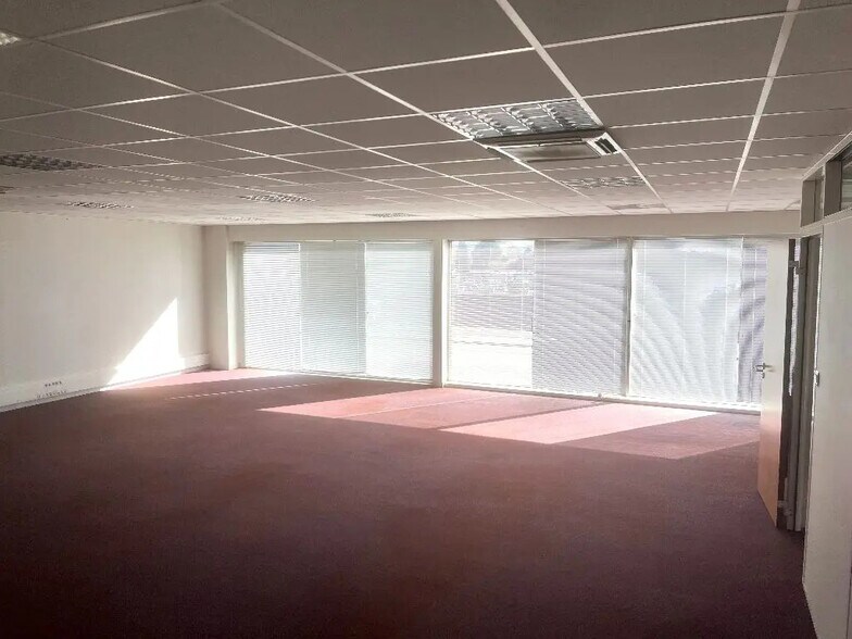 Bureau dans Valence à vendre - Photo de l’immeuble – Image 3 sur 6