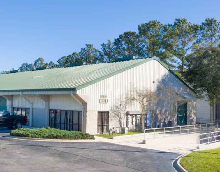 3653 Regent Blvd, Jacksonville, FL à vendre - Photo de l’immeuble – Image 1 sur 8