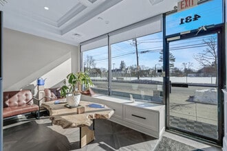 431 Hempstead Ave, West Hempstead, NY à louer Photo intérieure– Image 2 sur 13