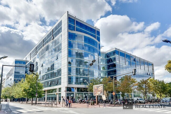 Plus de détails pour 155 Rue Anatole France, Levallois-Perret - Bureau à louer