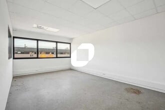 Local d’activités dans Aulnay-sous-Bois à louer Photo de l’immeuble– Image 2 sur 2