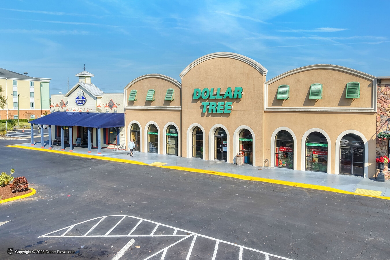 1350 N Broadway Ave, Bartow, FL 33830 - Lot 1370 Dollar Tree - - Photo intérieure - Image 1 of 2
