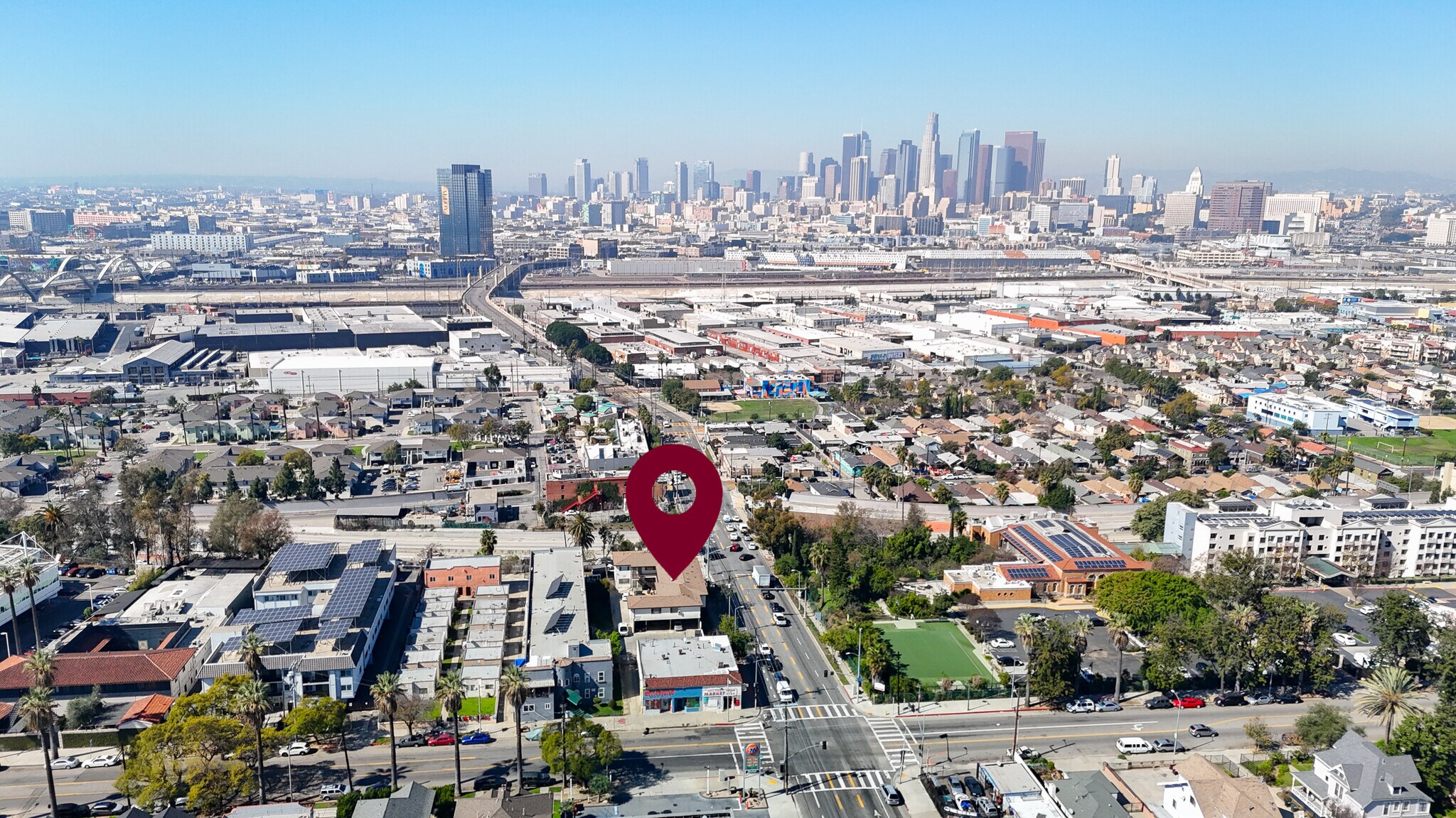 405 S Boyle Ave, Los Angeles, CA à vendre Photo de l’immeuble– Image 1 sur 29