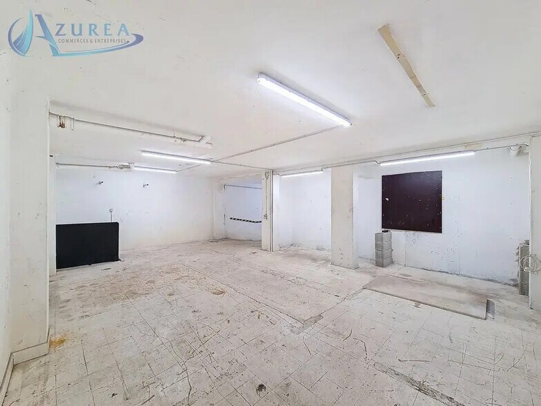 Industriel/Logistique dans Nice à vendre - Photo de l’immeuble – Image 3 sur 5