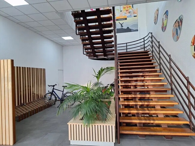 Plus de détails pour Bureau à louer