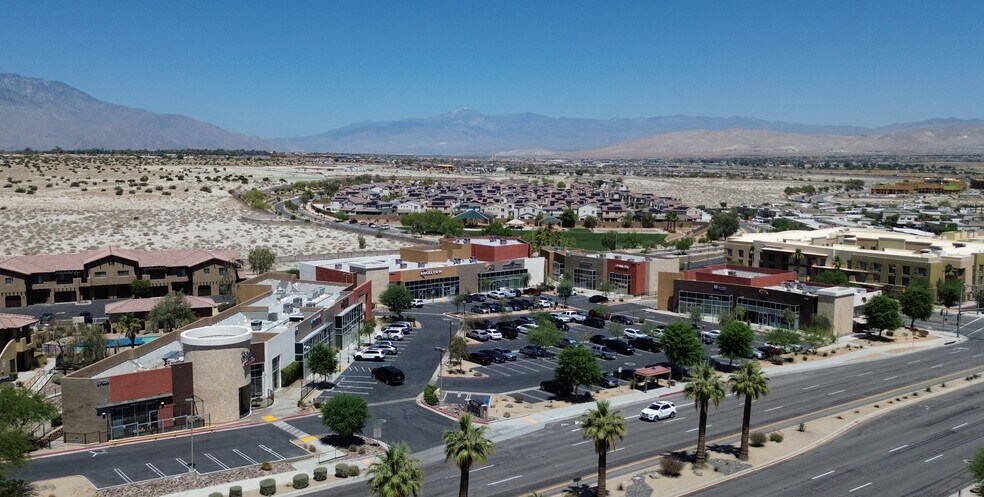 37011-37029 Cook St, Palm Desert, CA à louer - Photo de l’immeuble – Image 3 sur 10