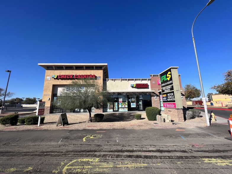 5800-5808 S Central Ave, Phoenix, AZ à louer - Photo de l’immeuble – Image 1 sur 2