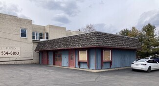 Plus de détails pour 6 W Liberty St, Hubbard, OH - Local commercial à louer