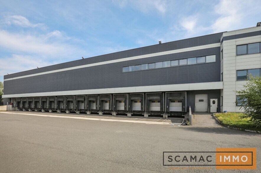 Industriel/Logistique dans Chilly-Mazarin à louer - Photo de l’immeuble – Image 2 sur 9