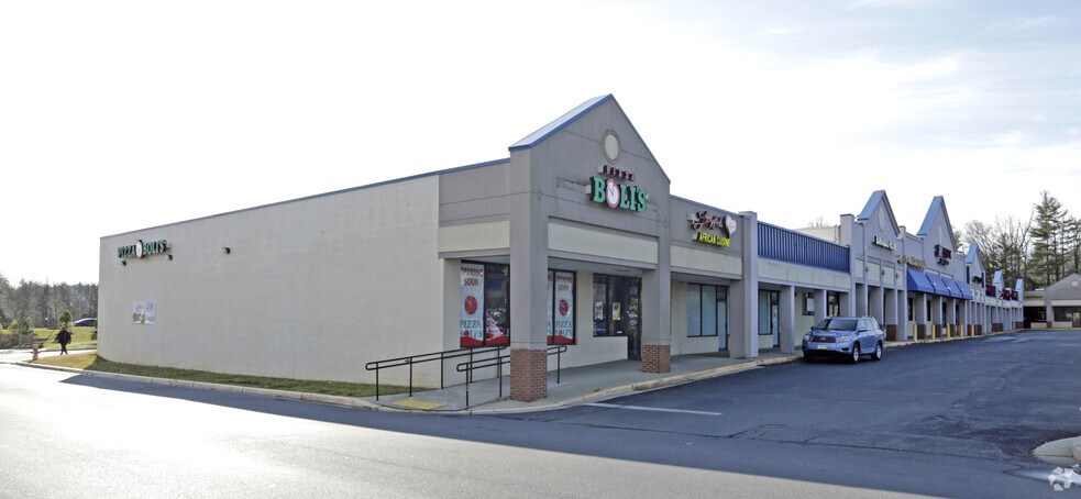 10515-10631 Greenbelt Rd, Lanham, MD à louer - Photo de l’immeuble – Image 2 sur 19