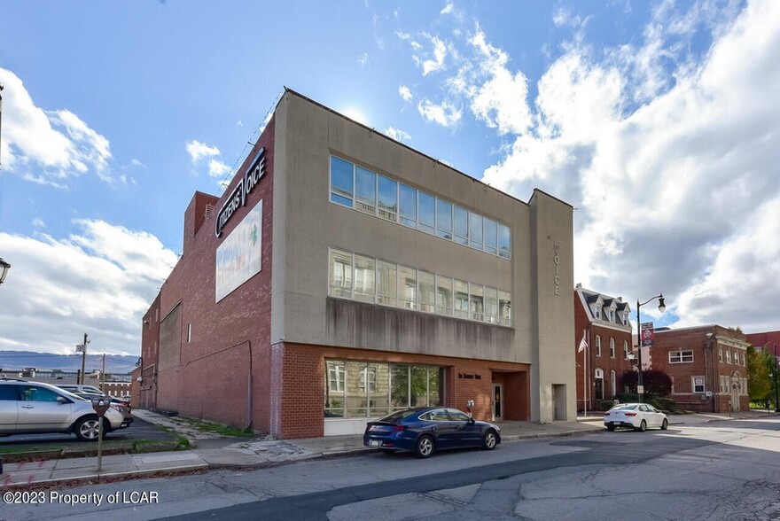 75 N Washington St, Wilkes Barre, PA à vendre - Photo de l’immeuble – Image 1 sur 28